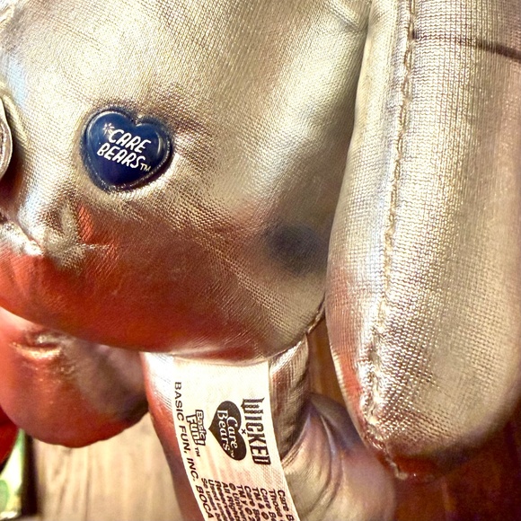 CARE BEARS X WICKED FUN SIZE PLUSH TENDERHEART BEAR AS THE LION - Picture 6 of 7